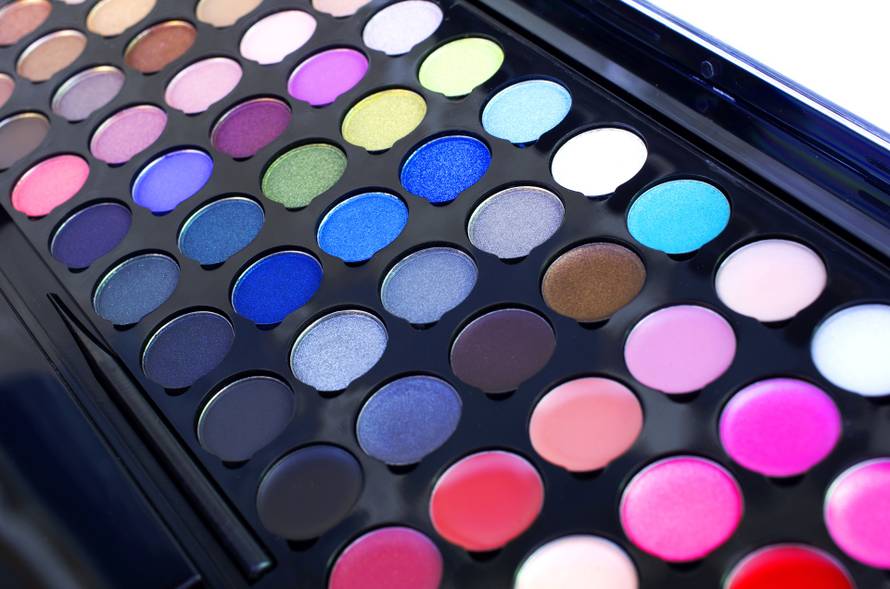 L'Oreal želi da im vratite staru šminku kako bi je reciklirali