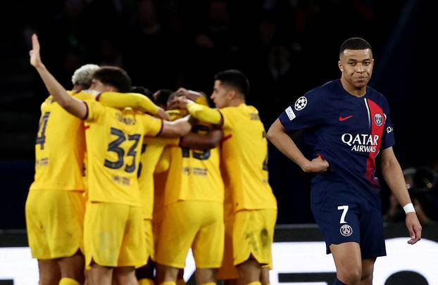 Champions League - Quarter Final - First Leg - Paris St Germain v FC Barcelona