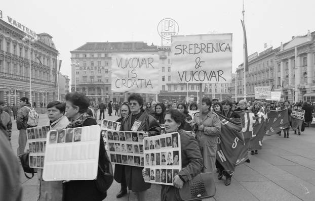Prosvjed u Zagrebu za sve nastale u Vukovaru, 13.11.1995.