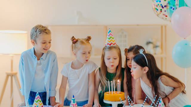 Kako organizirati uspješnu dječju zabavu kod kuće: savjeti i trikovi