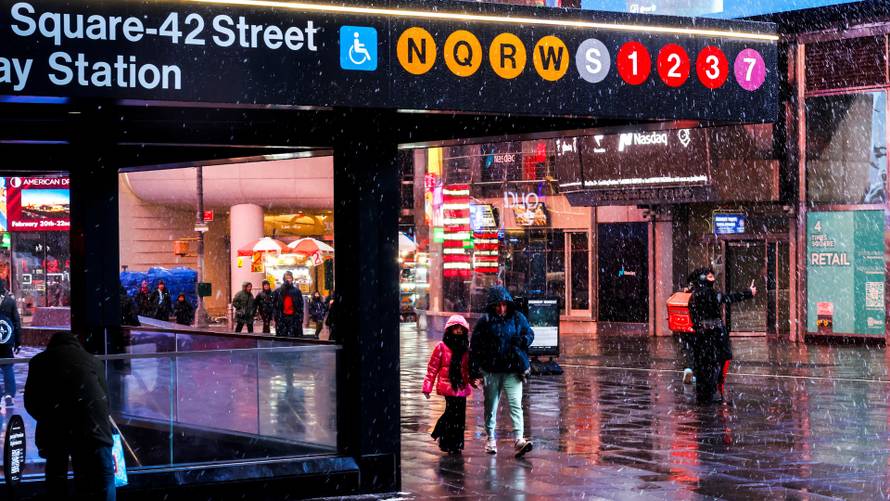 Winter snow storm hits New York City