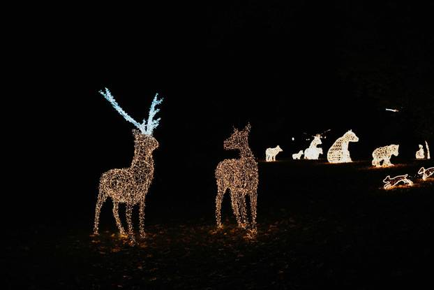 FOTO Kakvi prizori! Dvorac Trakošćan će uskoro sjajiti u čaroliji svjetlosnih instalacija