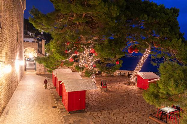 Dubrovnik: Pripreme za Dubrovački zimski festival i božićne blagdane