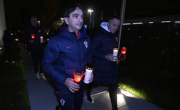 VIDEO Pogledajte kako 'vatreni' u centru Zagreba odaju počast žrtvama Domovinskog rata