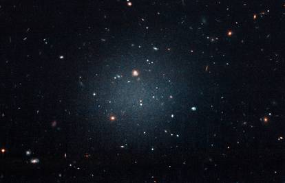 'Ovo ne bi smjelo biti moguće': Našli galaksiju bez tamne tvari