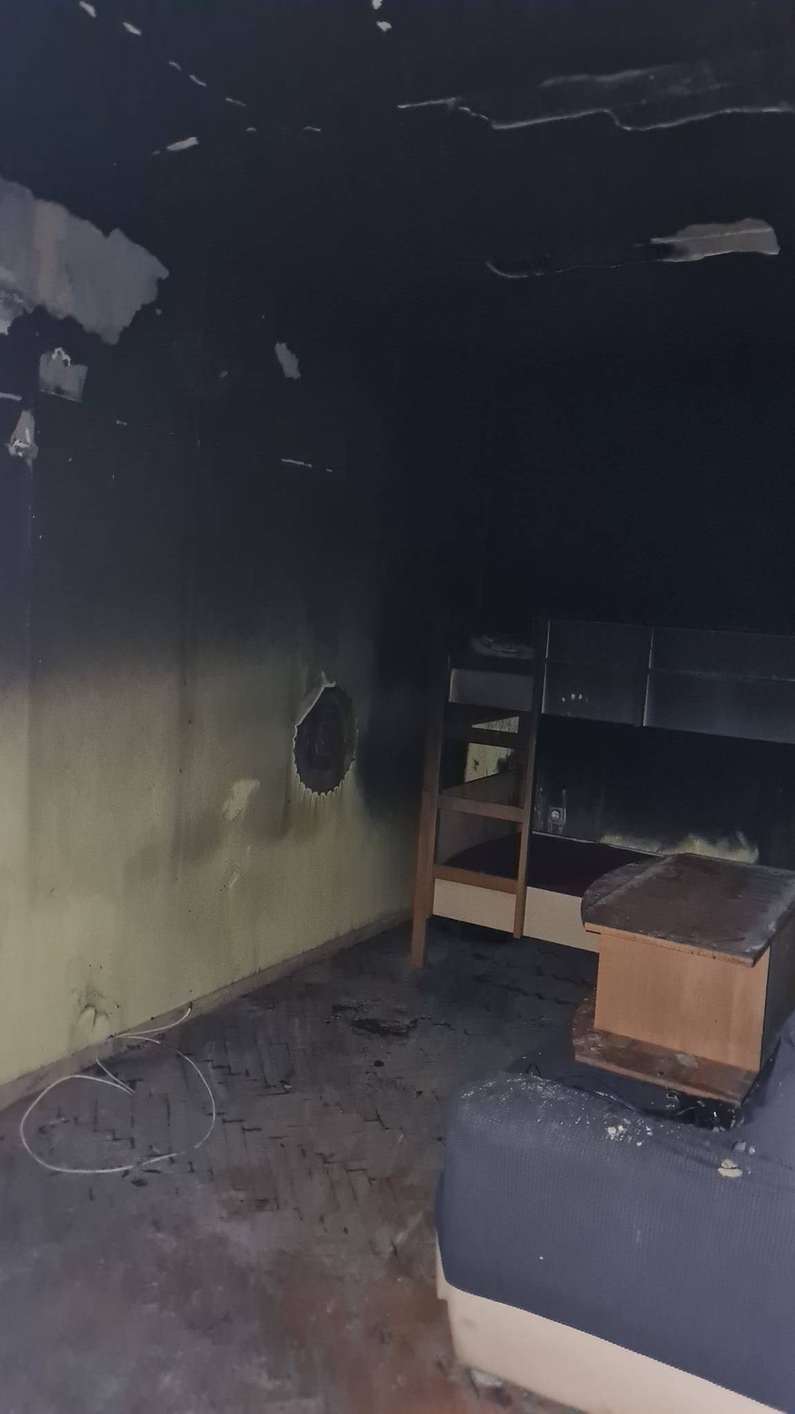 U par minuta stan peteročlane obitelji iz Šibenika nestao u plamenu: 'Ostali su bez svega'