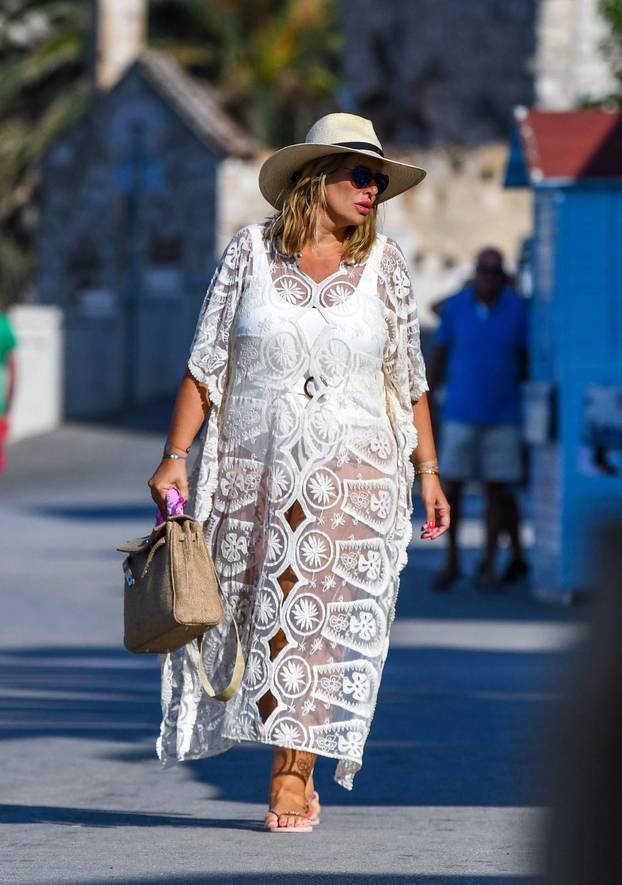 Iva Todori? iskoristila odmor nakon predavanja Ane Bu?evi? i prošetala Visom