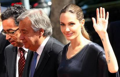 Na kavu s turskim premijerom Jolie došla u haljini za Oscara