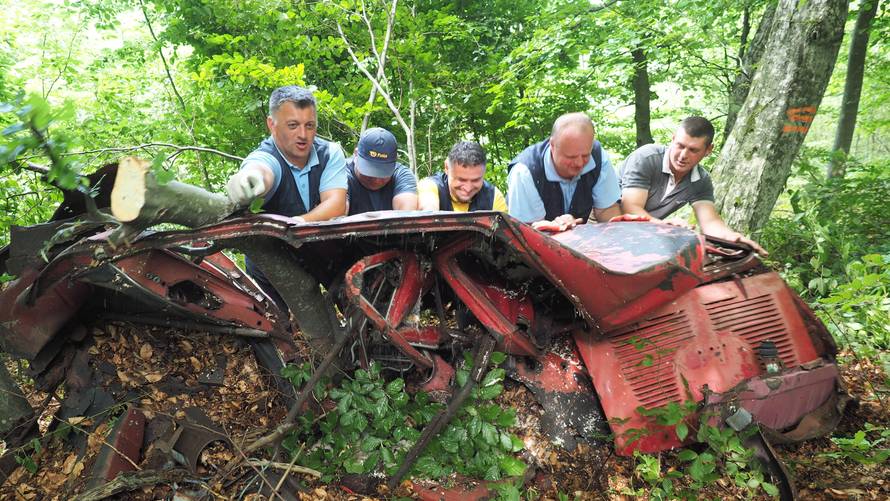 'Do sada smo iz prirode izvukli 16.000 automobilskih olupina'