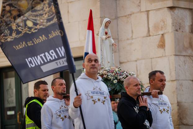 Split: Molitelji na Peristilu okupili su se i ove prve subote u mjesecu