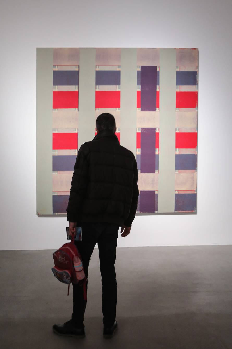 Zagreb: Otvorena retrospektivna izložba "Putnik" slikara Seana Scullyja