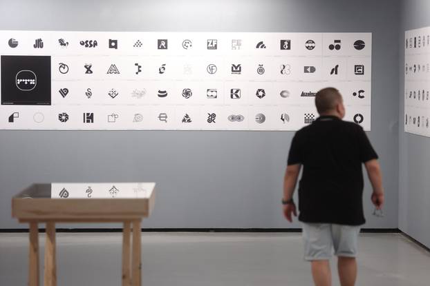 Rijeka: Izložba "Yugo.Logo" u galeriji Kortil