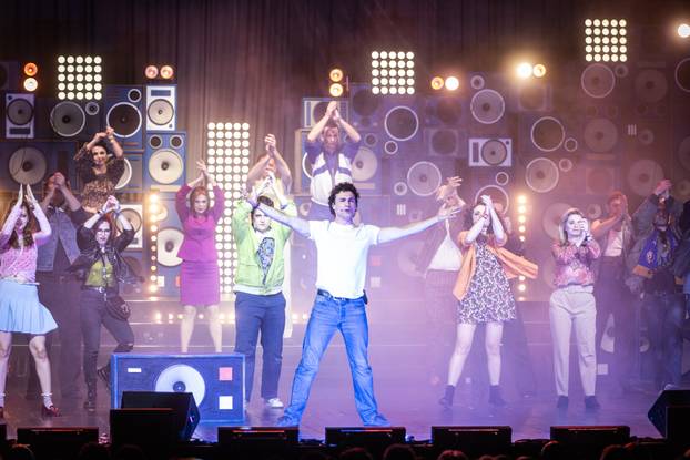 Zagreb: Premijera mjuzikla “Radio Dubrava”