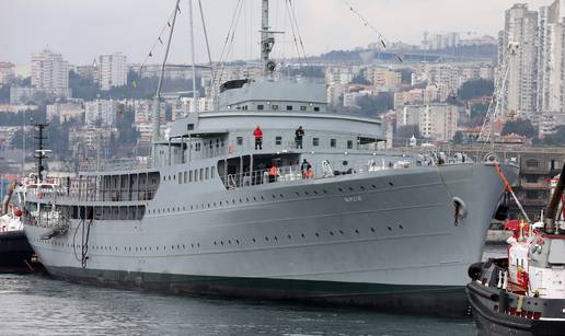 FOTO Titov Galeb doplovio je u Rijeku: 'To mu je četvrti život...'