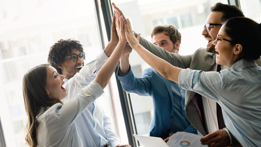 Uspjeh na digitalnom tržištu: Kako su domaći poduzetnici prodali biznise uz Flippu