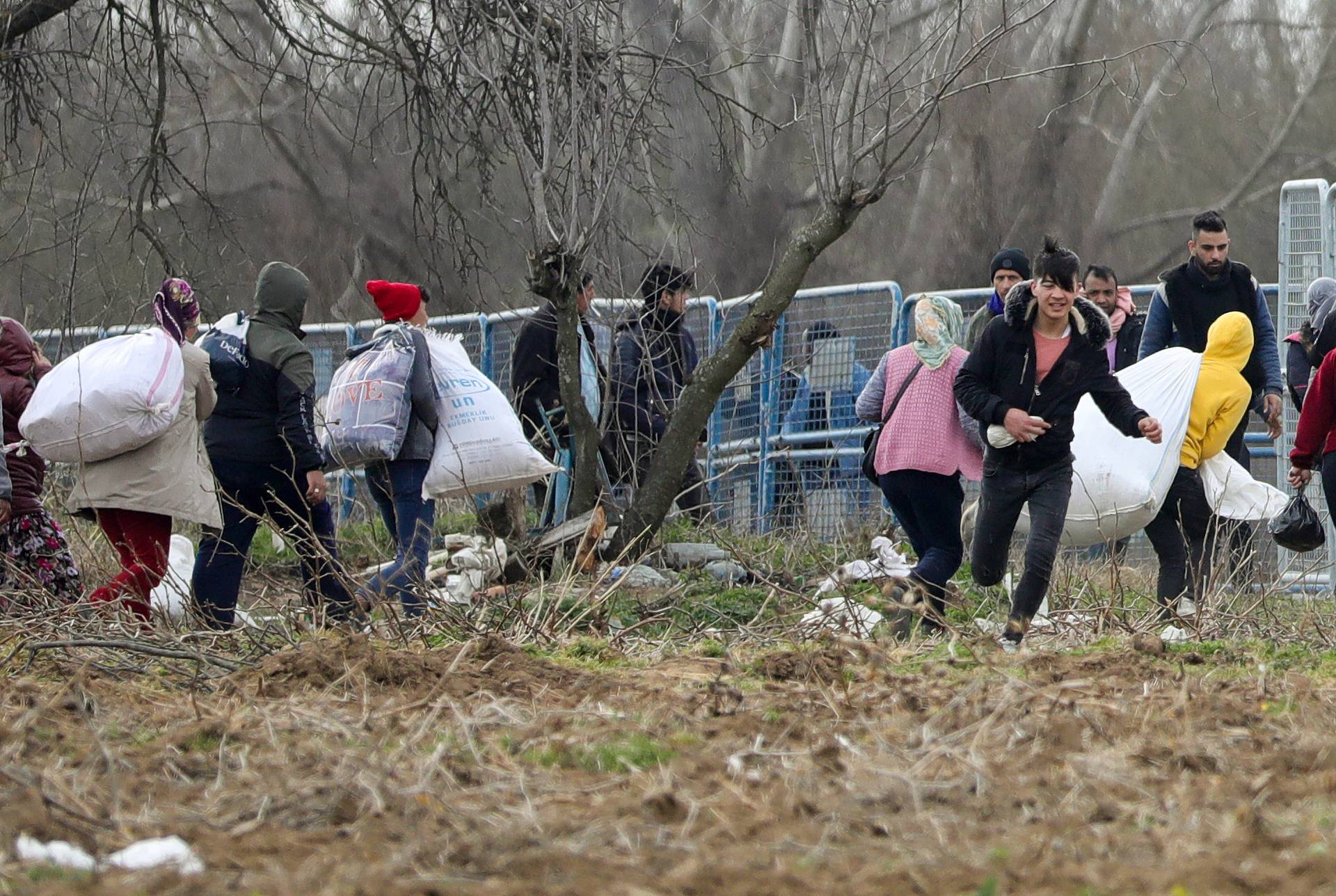 Migranti na graničnom prijelazu Pazarkule između Turske i Grčke