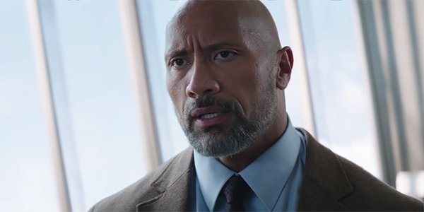 Dwayne Johnson sve raznježio: Poklonio mami kuću za Božić