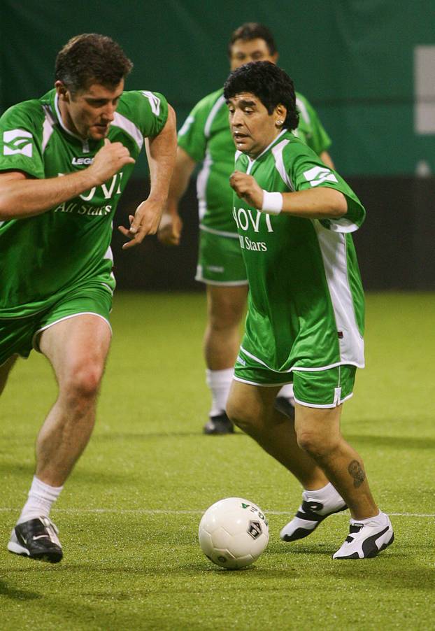 25.11.2020. Umro je veliki Diego Armando Maradona