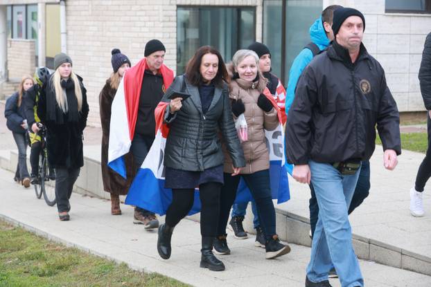 Vukovar: Okupljanje uoči obilježavanja 33. obljetnice stradanja Vukovara