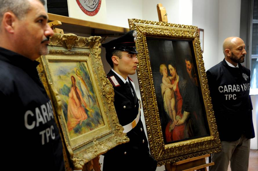 Monza, Recovered two pictures of Rubens and Renoir stolen last year