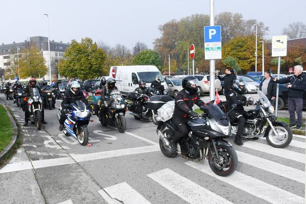 Sisak: Motoristi odali počast poginulim braniteljima
