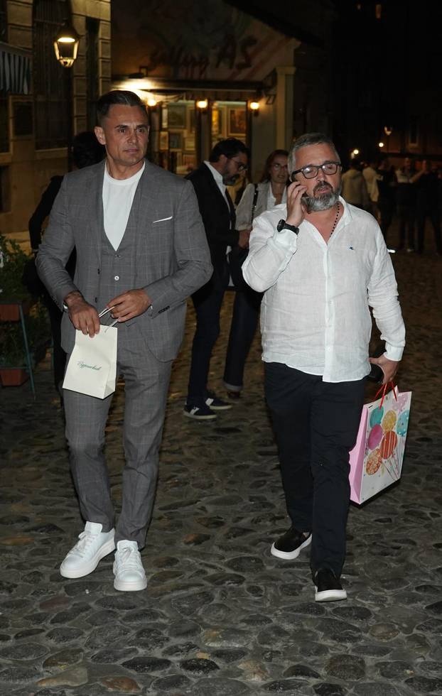 Beograd: Jovana Jeremić organizirala je proslavu 33. rođendana u restoranu Dva jelena