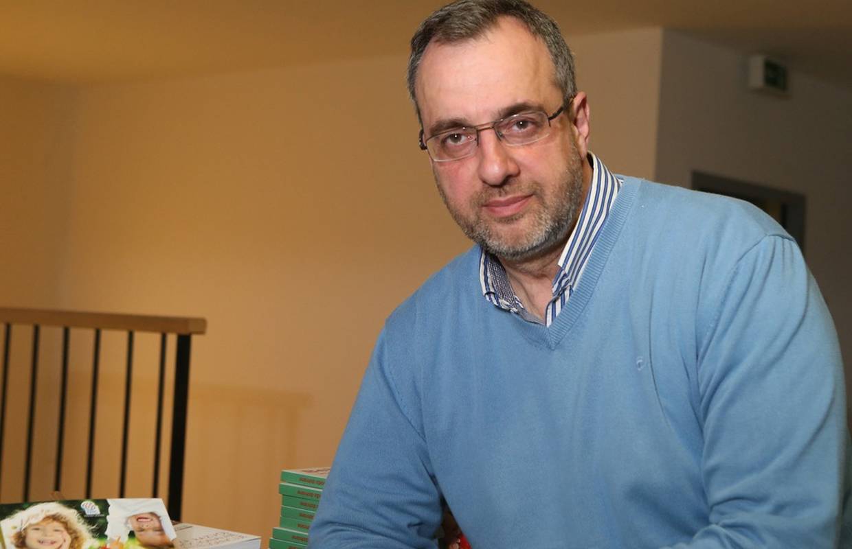 Dr. Rajović: Roditelji, ne držite djecu pod staklenim zvonom