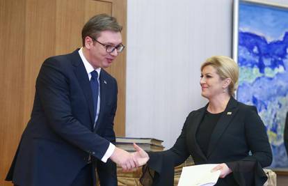 Vučićeva čestitka za Kolindu: Poželio napredak i blagostanje