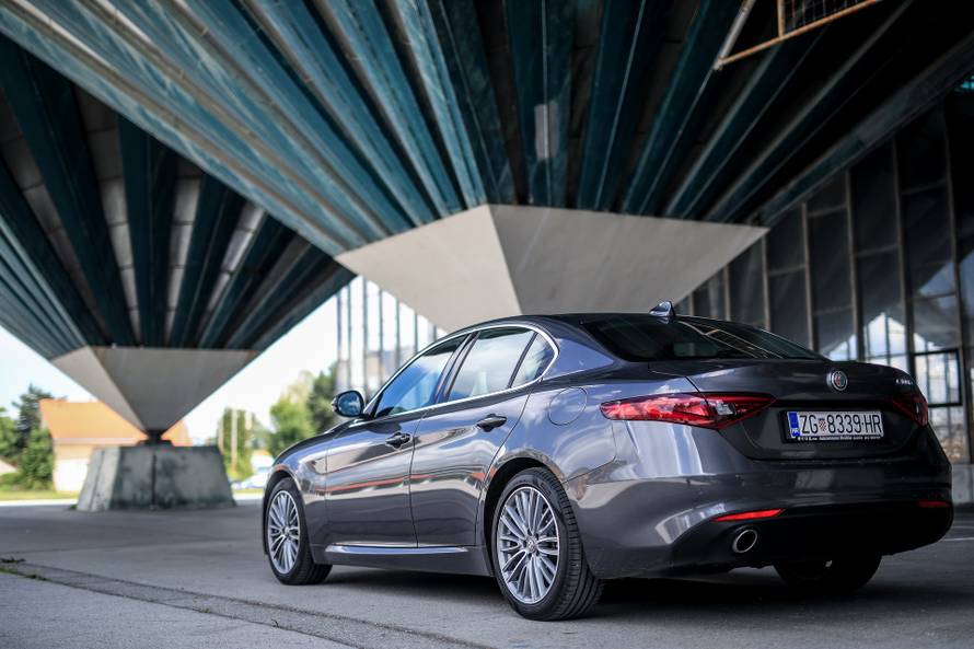 Giulia je dokaz da rijetko tko može napraviti auto kao Alfa