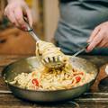 U umak od gljiva idu kadulja i ružmarin, a tu je i jednostavan recept za domaću tjesteninu