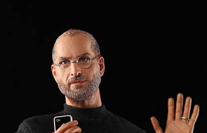 Pritisak je bio prevelik: Povukli figuru Stevea Jobsa iz prodaje