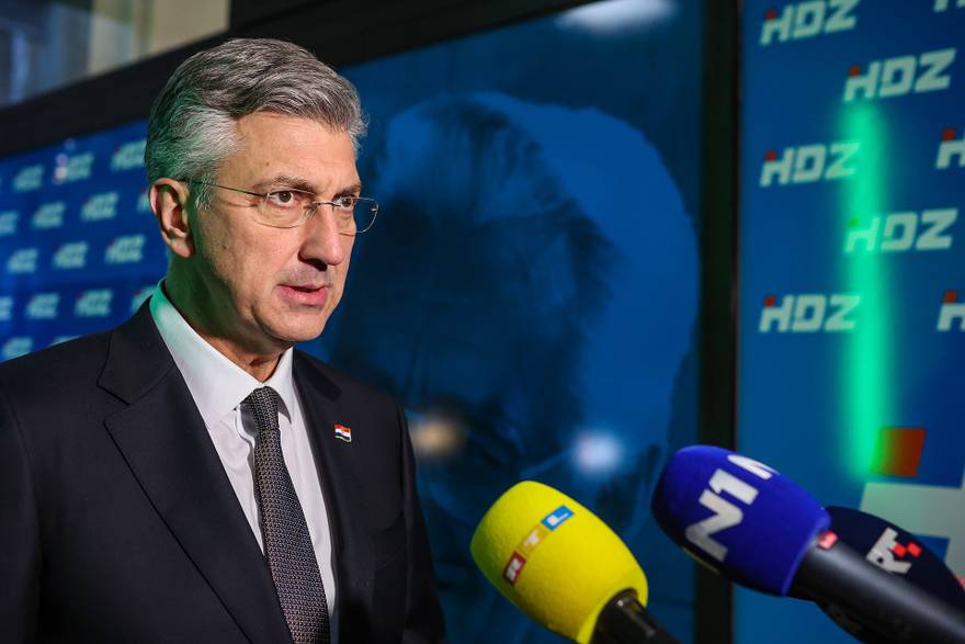 Zagreb: Izjava za medije Andreja Plenkovi&cacute;a nakon sjednice Predsjedni&scaron;tva i Nacionalnog odbora