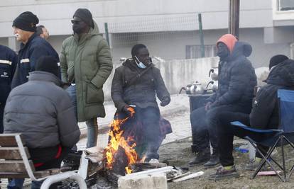 Brat i prijatelji čekaju nestalog nogometaša pokraj ruševina: Vjerujemo da je Christian živ