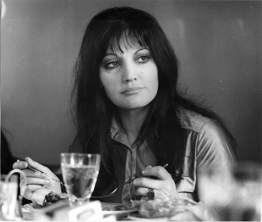 Tereza se dva puta udavala, pjevala je na deset jezika i preboljela tešku bolest...