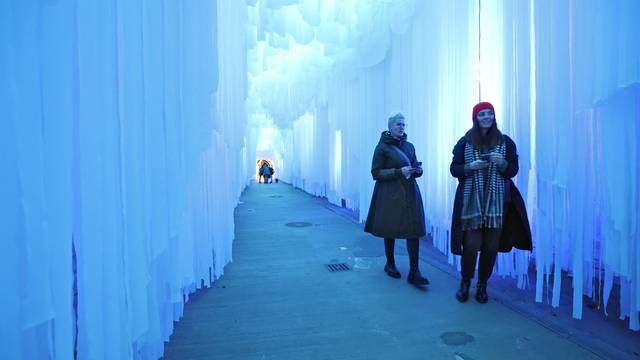 Zagreb: Instalacija Polarni san jedan je od najatraktivnijih sadržaja Adventa u Zagrebu