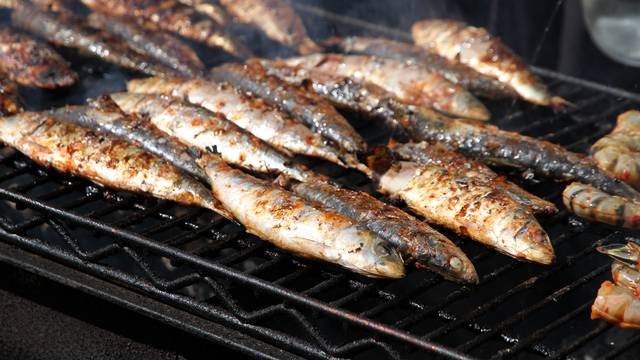 Domišljati trikovi: Riba se više nikada neće lijepiti za roštilj