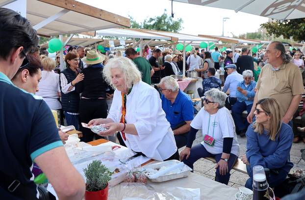 Kaštel Kambelovac: Održana tradicionalna Fešta o boba