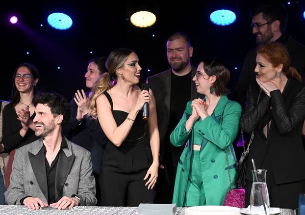 Zagreb: Torta nakon premijera mjuzikla Six