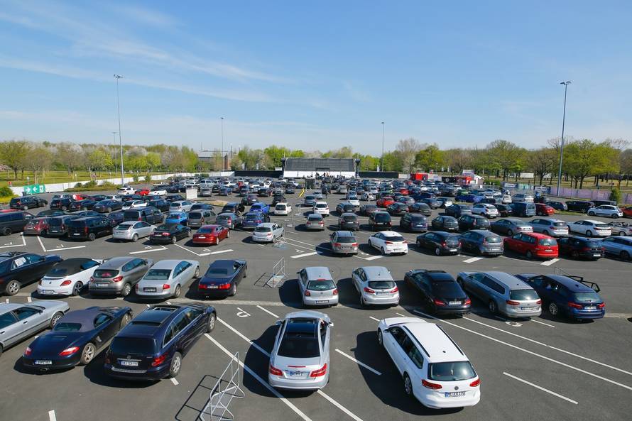 The spread of the coronavirus disease (COVID-19) in Duesseldorf