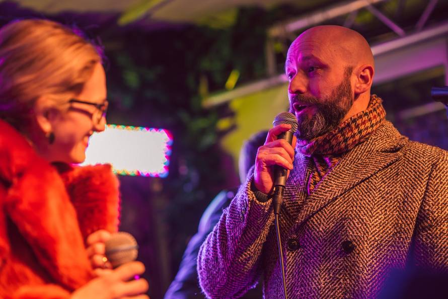 Božićno pivo u blagdanskom „it“ komadu