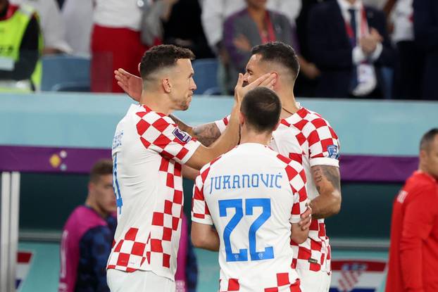 KATAR 2022 - Hrvatski nogometaši slave izjednačujući pogodak protiv Japan