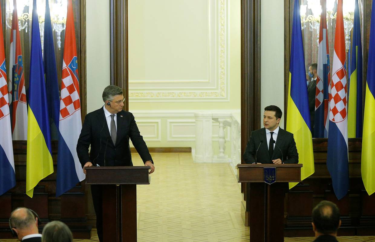 Plenković obećao pružiti pomoć Ukrajini u mirnoj reintegraciji