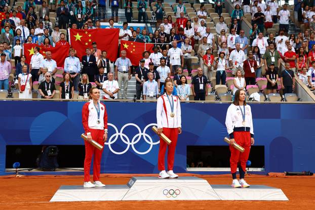 Tennis - Women's Singles Victory Ceremony