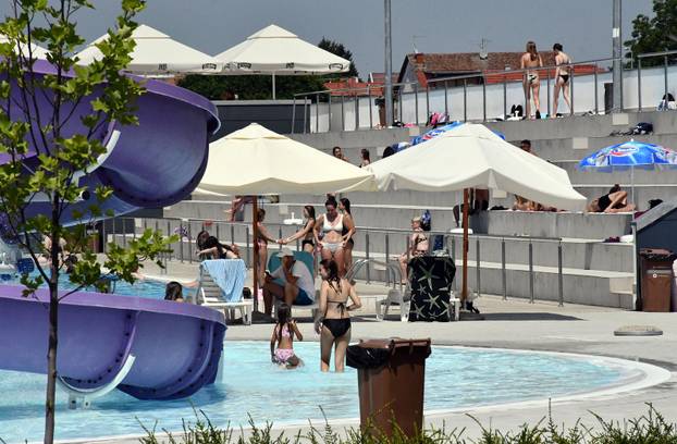 Slavonski Brod: Gradski bazeni na Vijušu pravo su ozvježenje od nepodnošljivih ljetnih vrućina