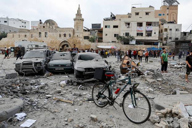 Aftermath of Israeli strikes in Khan Younis