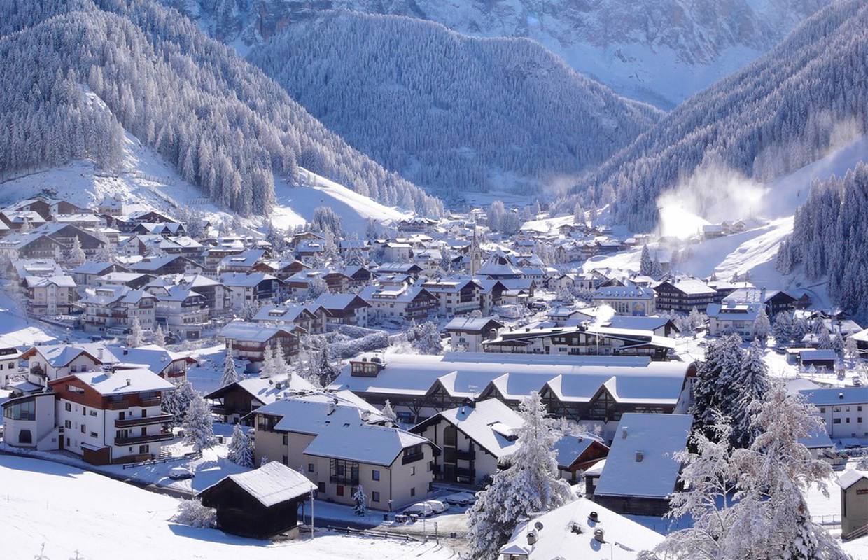 Snježne radosti na Dolomitima u odlično uređenoj Val Gardeni