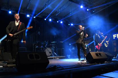 Sisak: Koncert grupe Let 3 povodom Dana grada