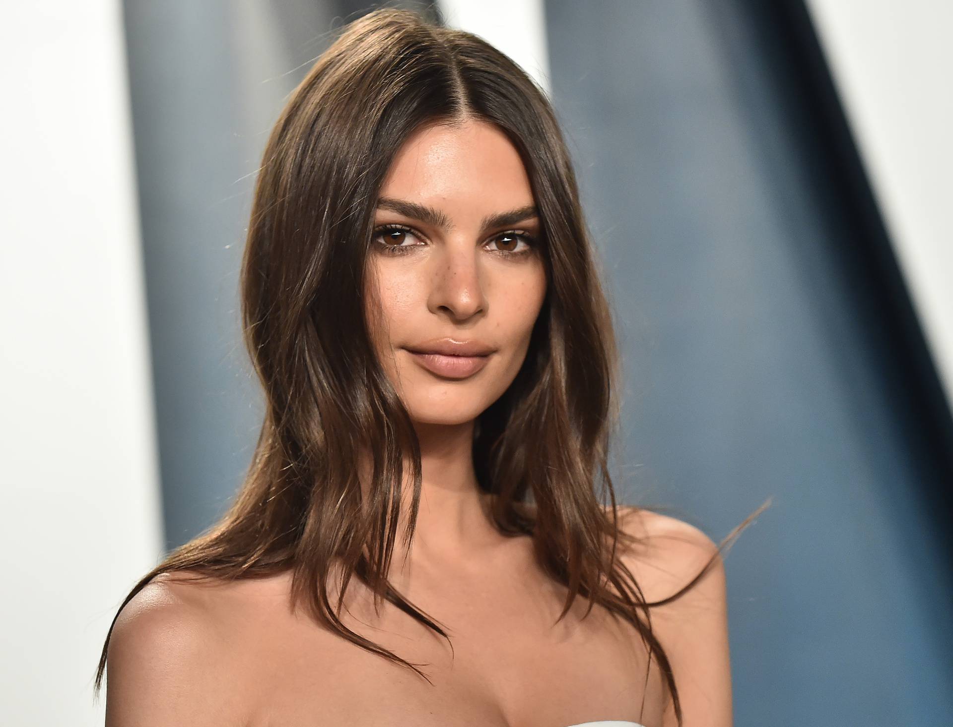 Emily Ratajkowski: Uhvatio me za gole grudi tijekom snimanja spota za pjesmu 'Blurred Lines'