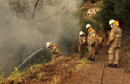 Troje ljudi izgubilo život: Pod kontrolom požari na Madeiri