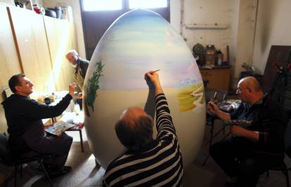 Pisanice od srca: Hrvatski umjetnici počeli oslikavati jaja